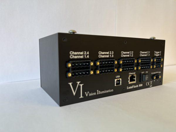 LumFlash800_FrontLeft