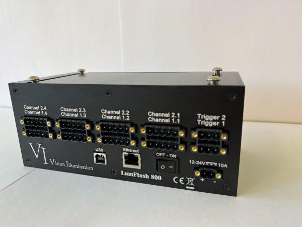 LumFlash800_FrontRigth